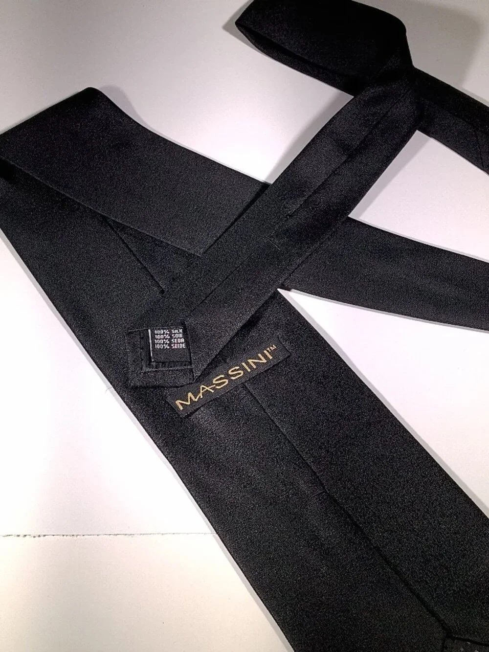 Massini Men's Tie Necktie Black 100% Silk Classic 0003